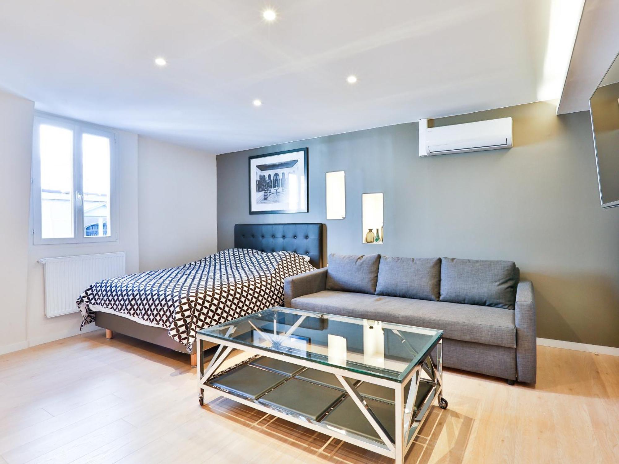 Blue Nights Apartments - Sebastopol Paris Room photo
