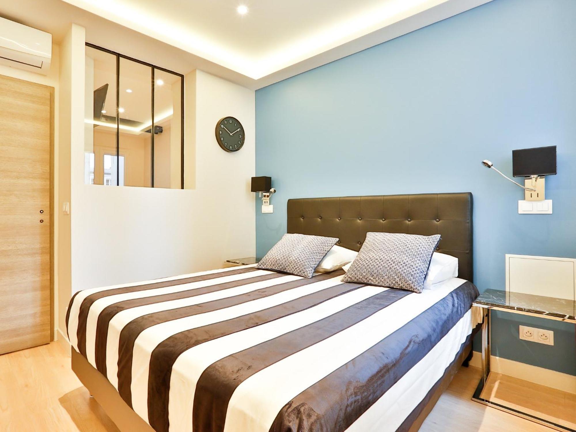 Blue Nights Apartments - Sebastopol Paris Room photo