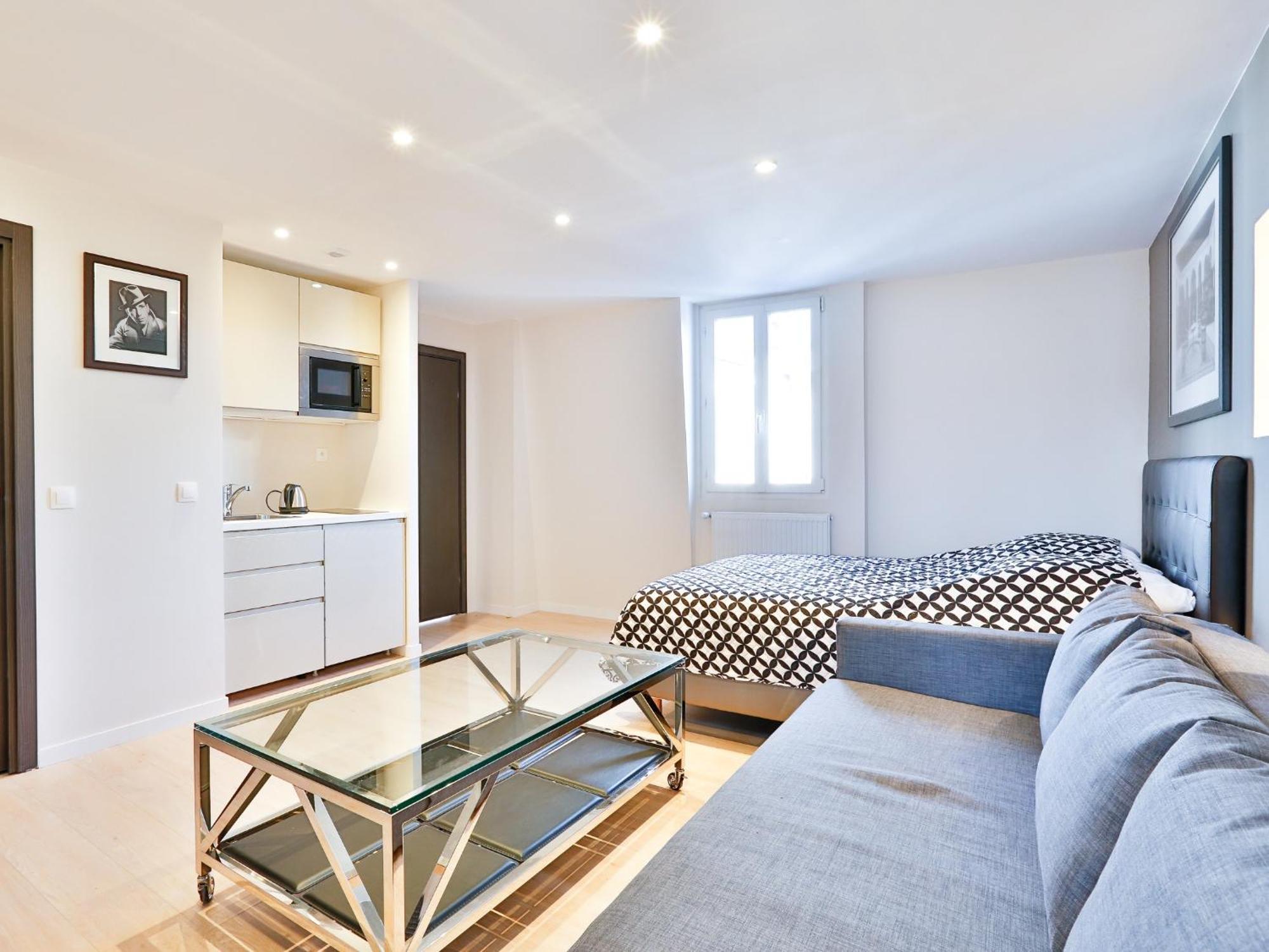 Blue Nights Apartments - Sebastopol Paris Room photo